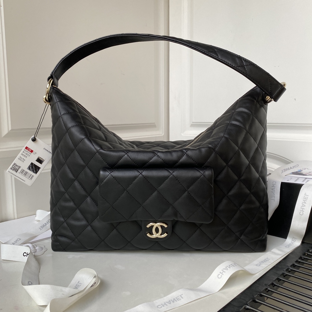 TOP CHANEL Hobo New Hippie Hobo 37×29.5×13cm -GHW- Black