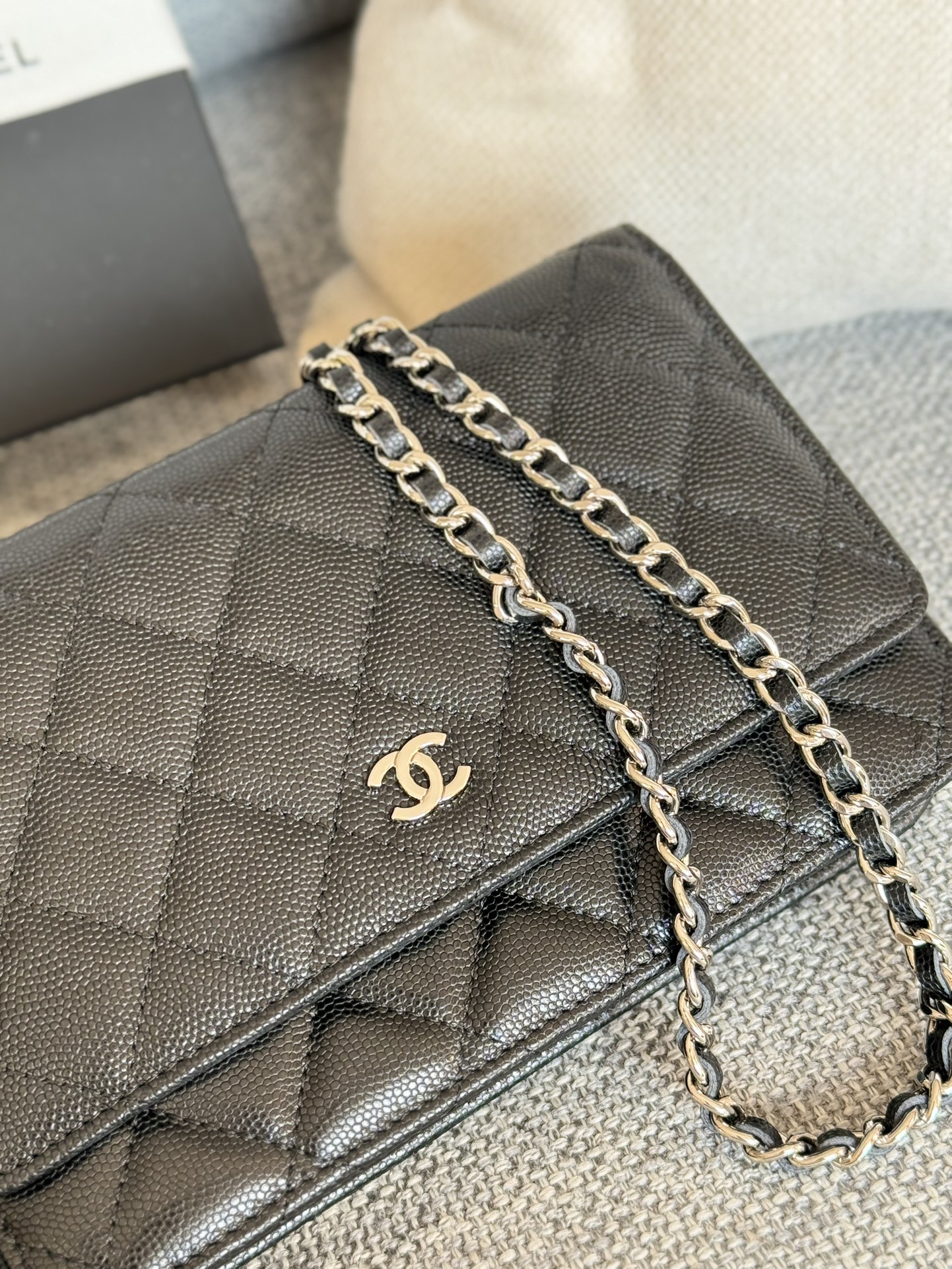 TOP CHANEL WOC Bag Caviar Leather 19CM - Black - SHW&GHW
