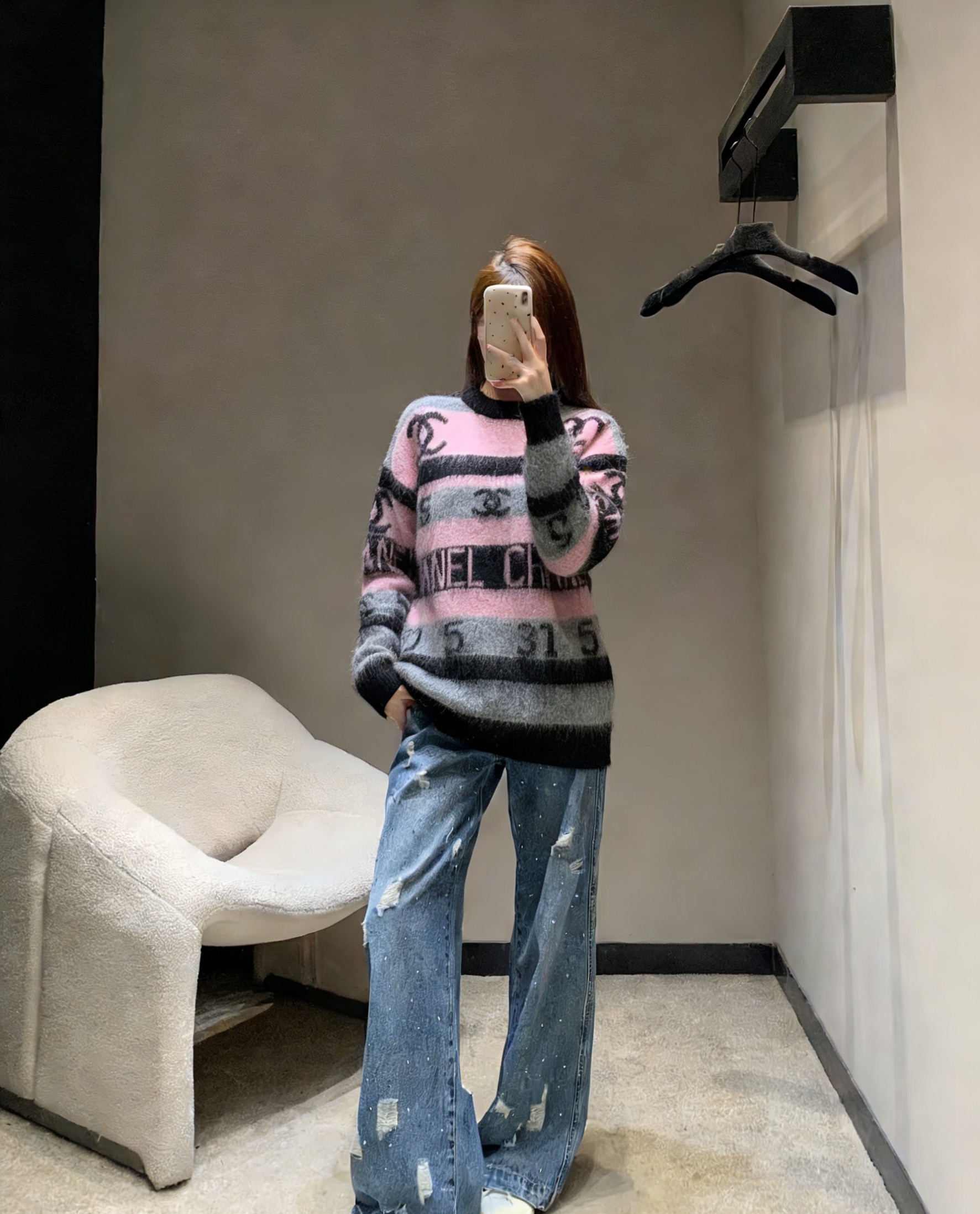 TOP CHANEL Sweater -  Pink and Black