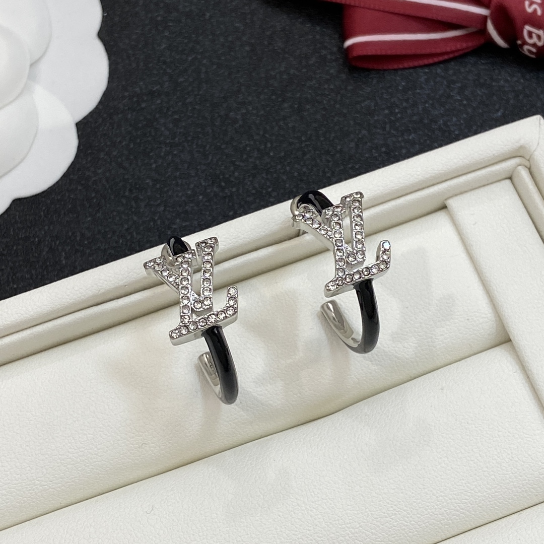 TOP Louis Vuitton LV Earrings - 3 Color
