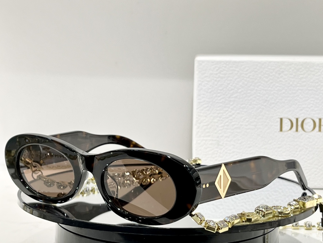 TOP Christian Dior Catwalk Style Diamond Glasses Chain Sunglasses