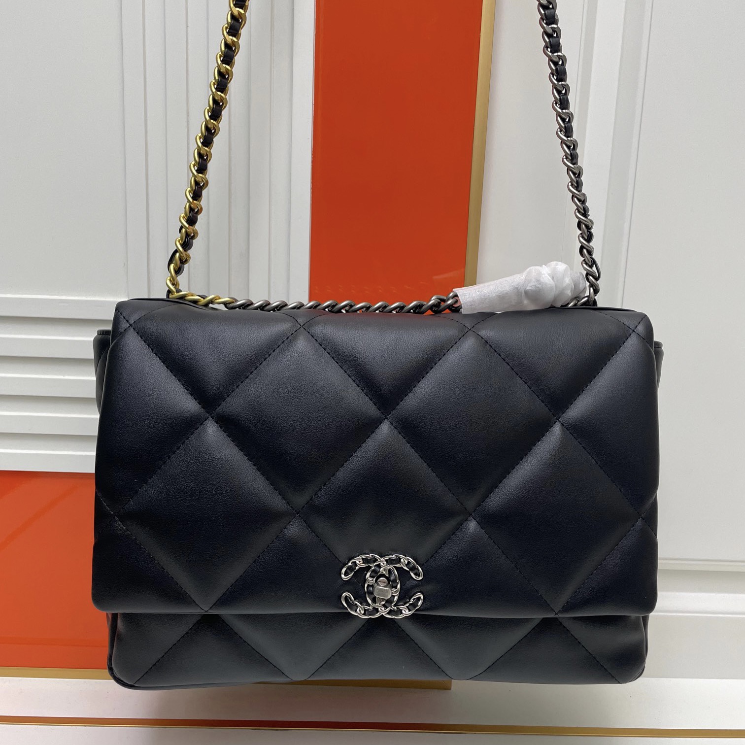 Chanel 19bag   Gold Buckle Shoulder Crossbody Bag (Replica）