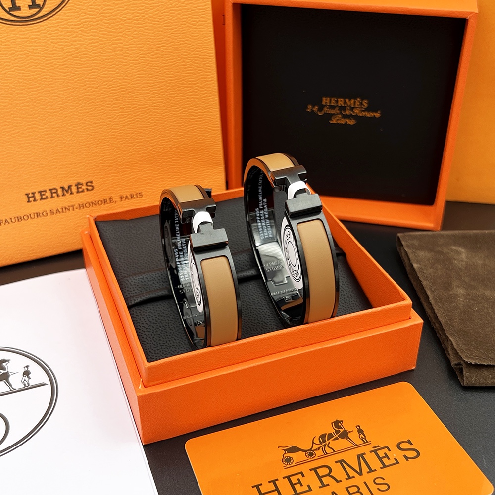 TOP HERMES H Logo Bracelet - 11 Colors