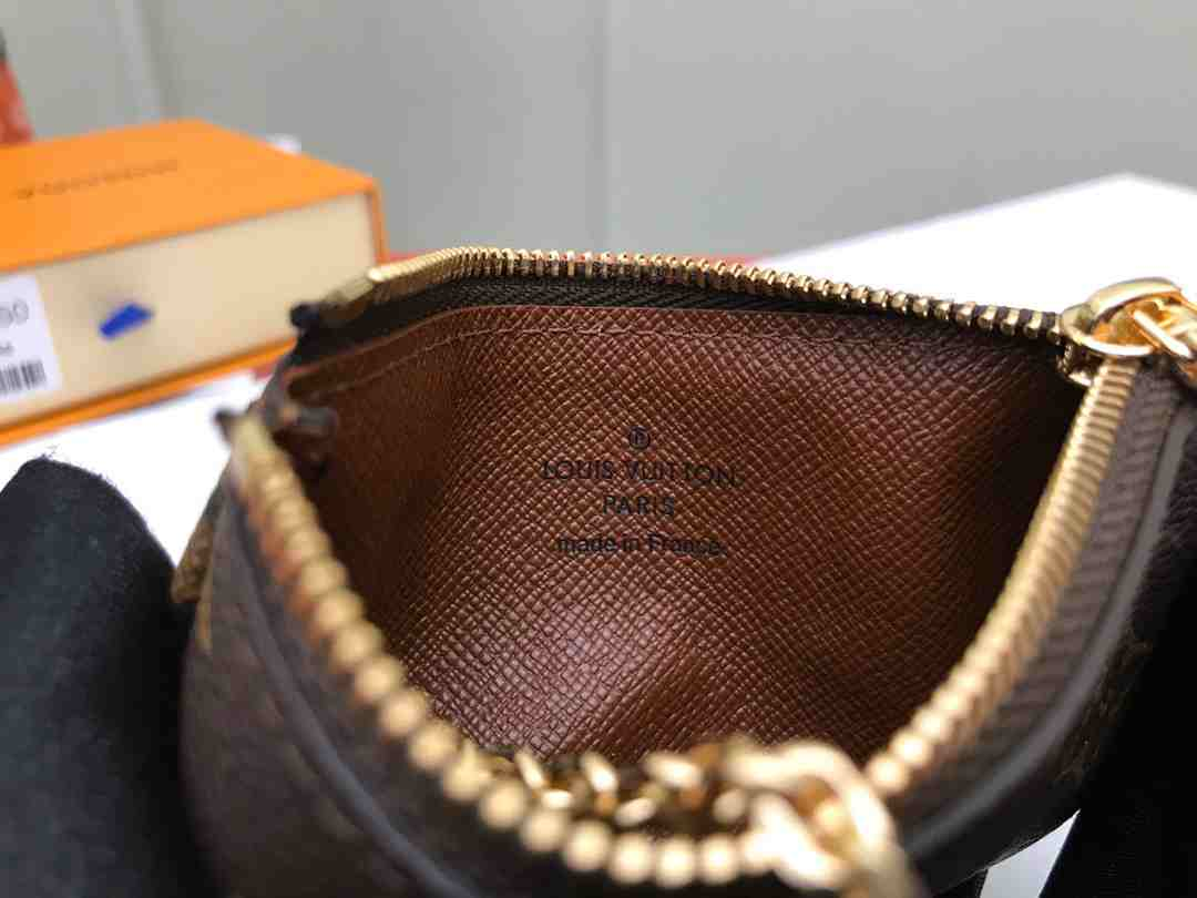 TOP Louis Vuitton LV Key Wallet - Monogram