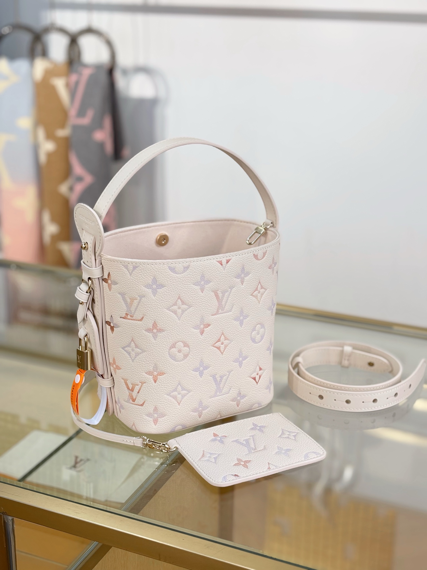 TOP Louis Vuitton LV All In BB Bags 16x18x12cm - Beige