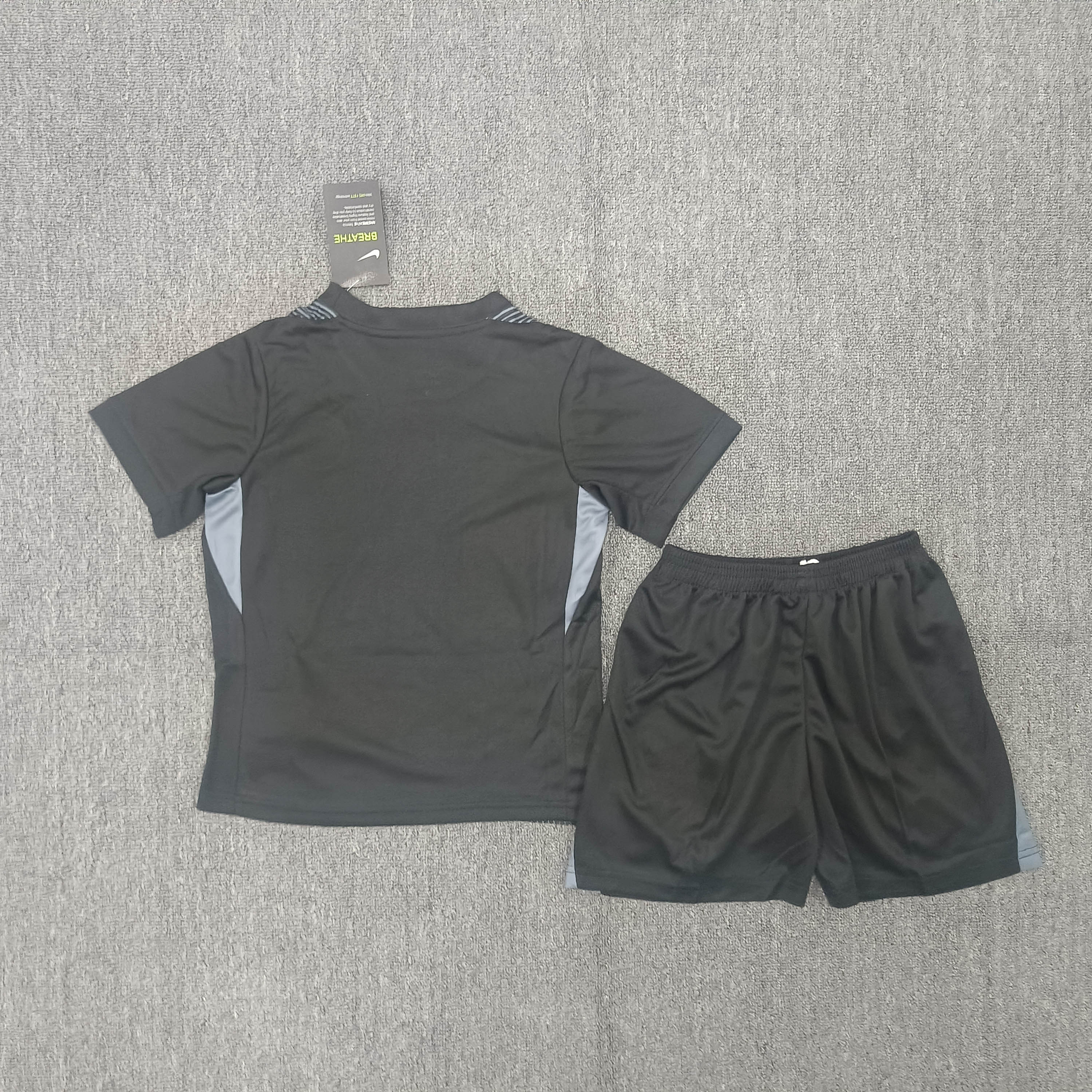 2025/2026 Chelsea Goalkeeper Black Football Shirt 1:1 Thai Quality Kids Size