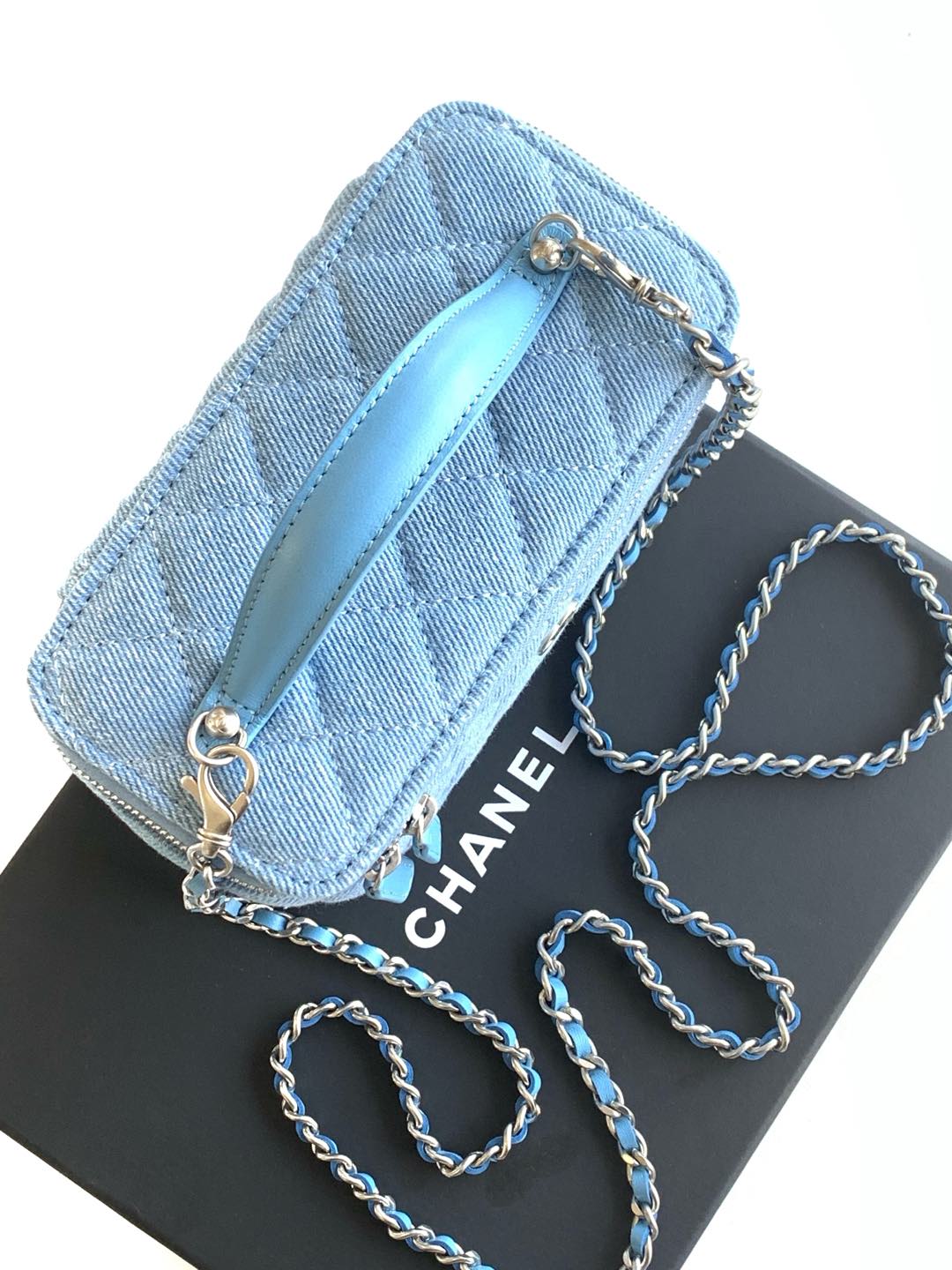 TOP CHANEL Vanity Case Denim 17×9.5×8cm - Blue