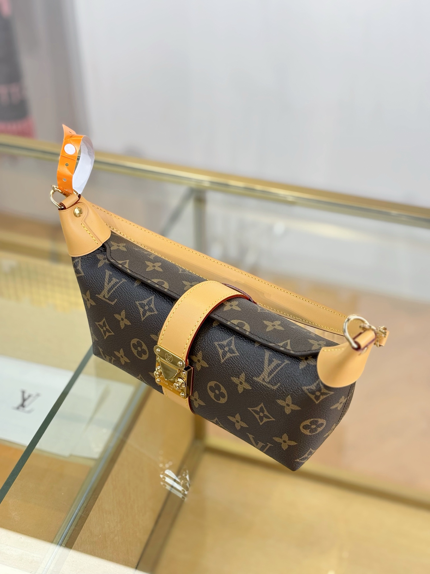 TOP Louis Vuitton LV Pochette Mia Bag 22x14.5x8cm - Monogram
