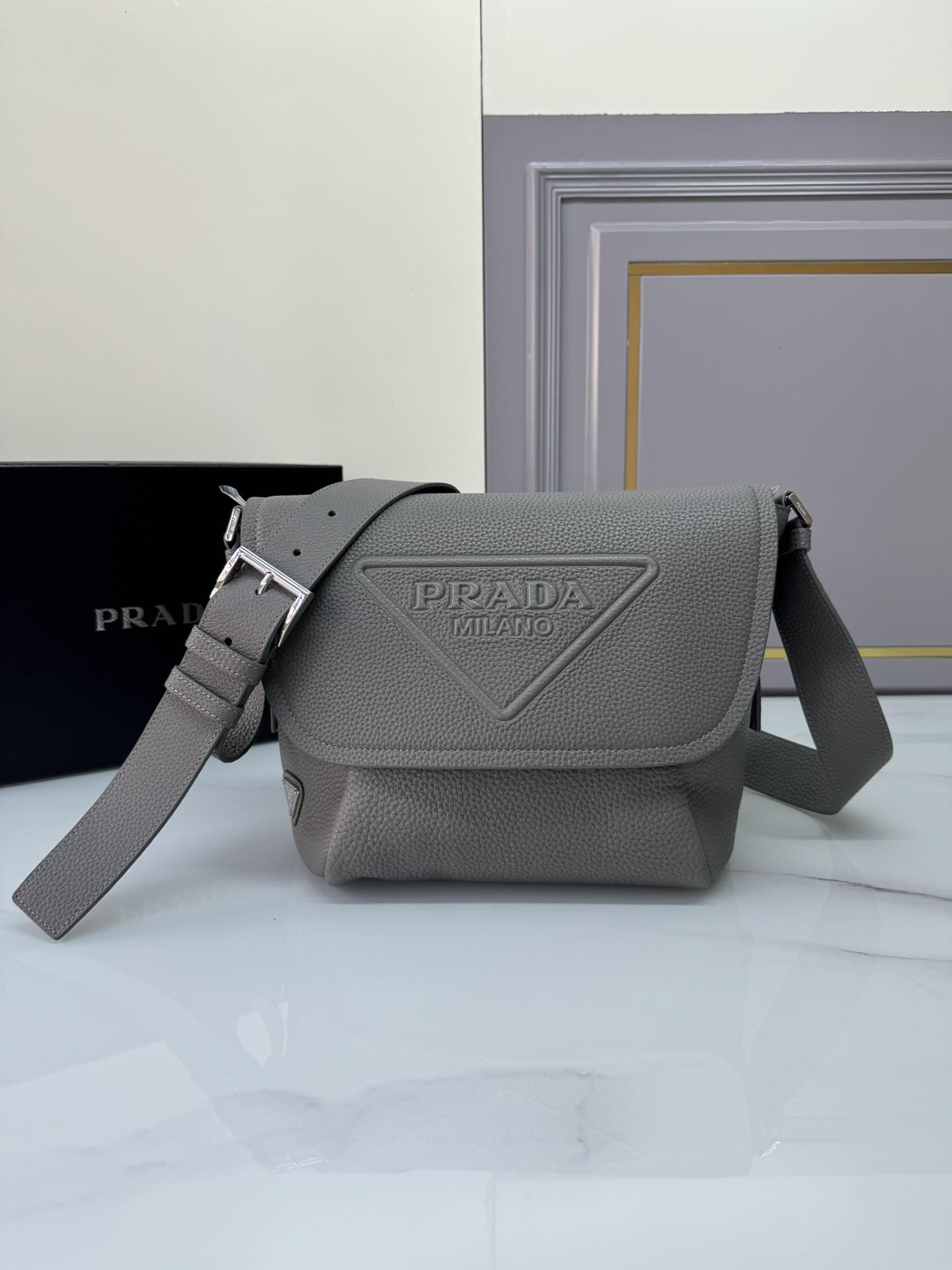TOP PRADA Flap Messenger Bag Leather 22x22x12cm - 3 Color