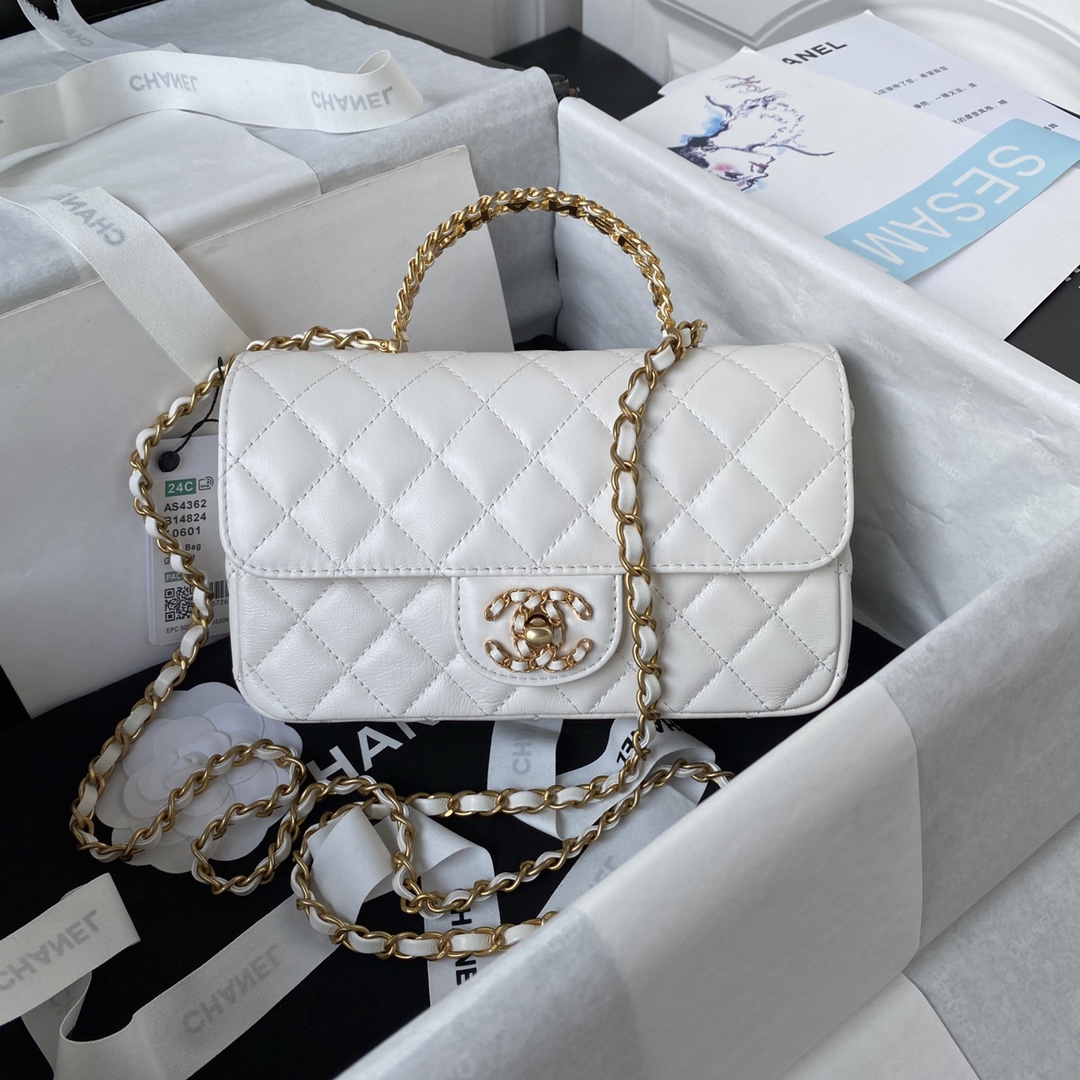 TOP CHANEL Diamond Letter Handle Flab Bag Lambskin 21cm - 4 Color