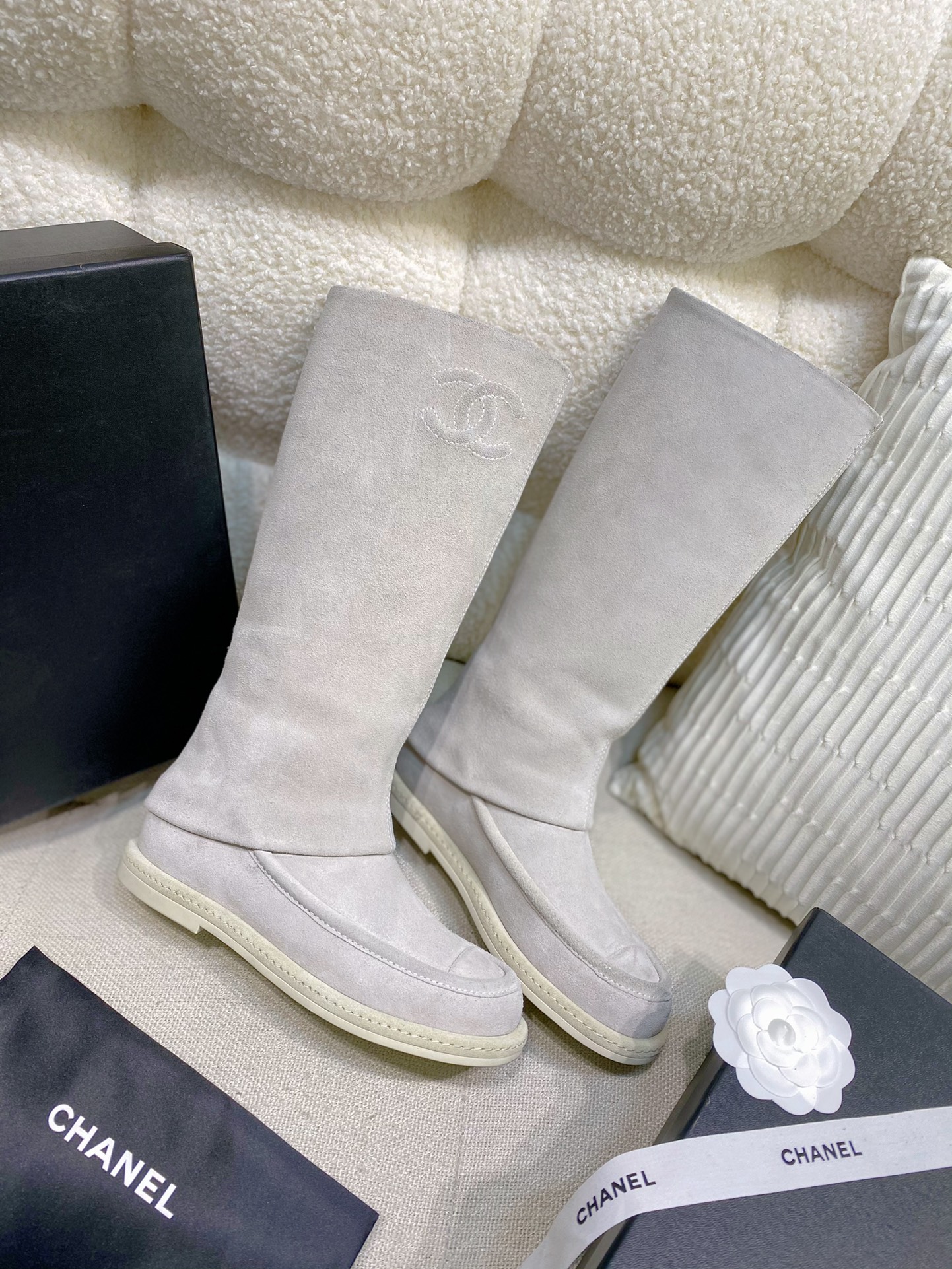 TOP CHANEL CC Suede Boots High Boots Cow Cuede - 2 Colour