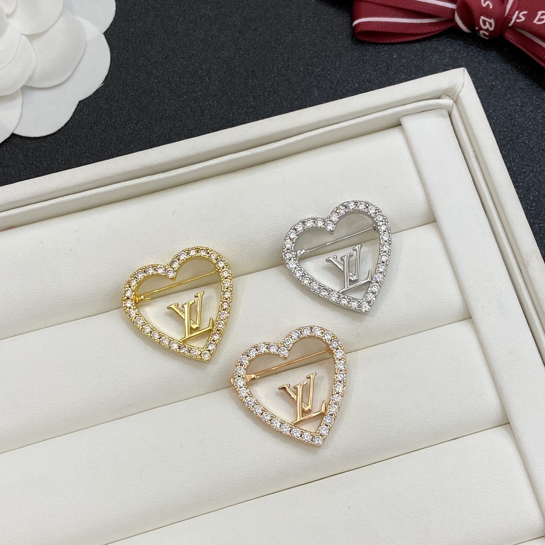 TOP Louis Vuitton LV Brooch - 3 Color