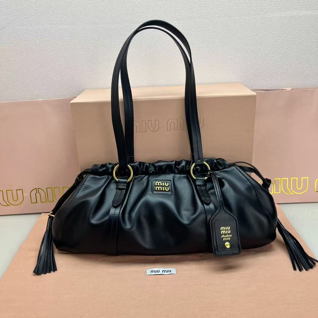 MIU MIU  leather bag（10A Mirror Version）