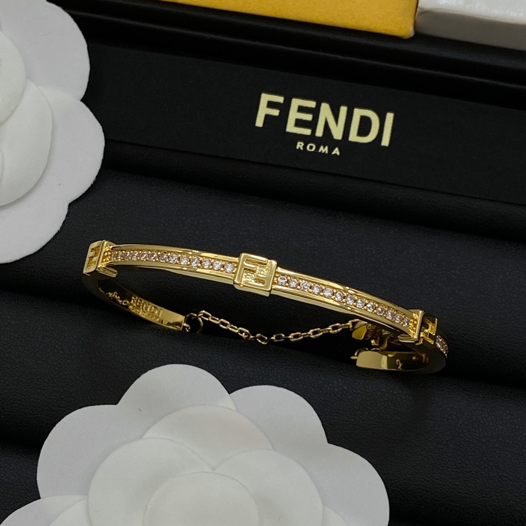 TOP FENDI Bracelets - 2 Colour