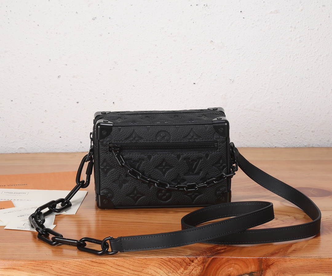 TOP Louis Vuitton LV Trunk Soft Trunk Mini Bag 18.5 x 13 x 8 cm - Black