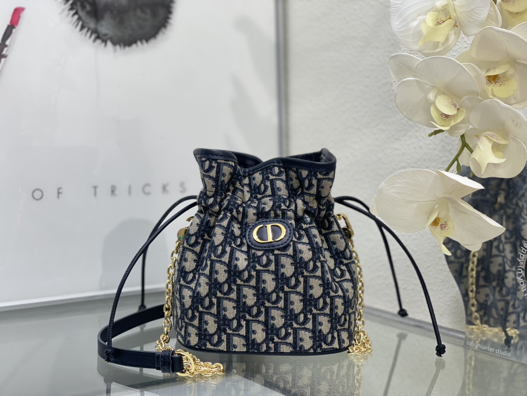 TOP Christian Dior Montaigne Bag Mini Drawstring Bucket Bag 16x18.5x13cm - 2 Colors