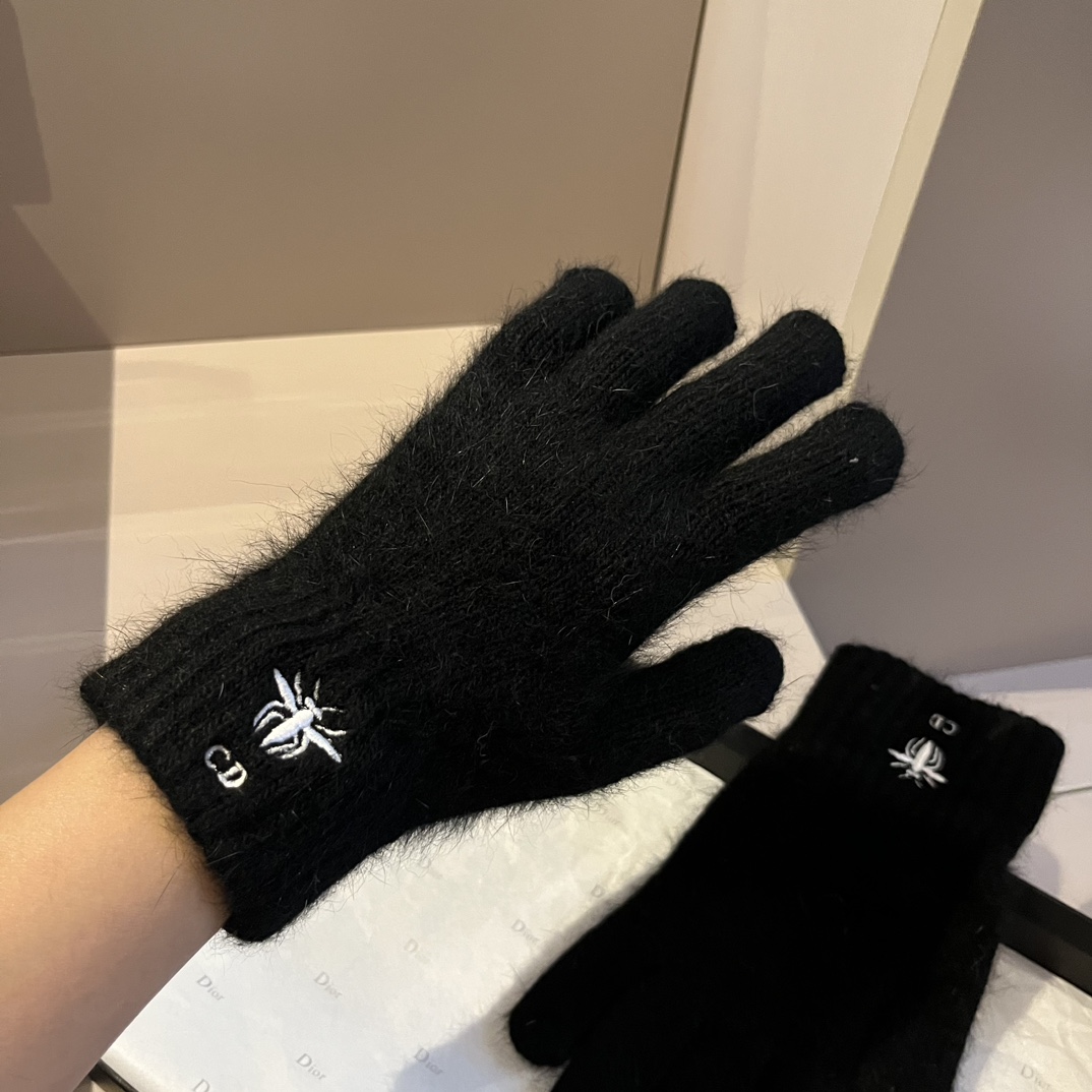Top Christian Dior Wool Gloves - 4 Colors
