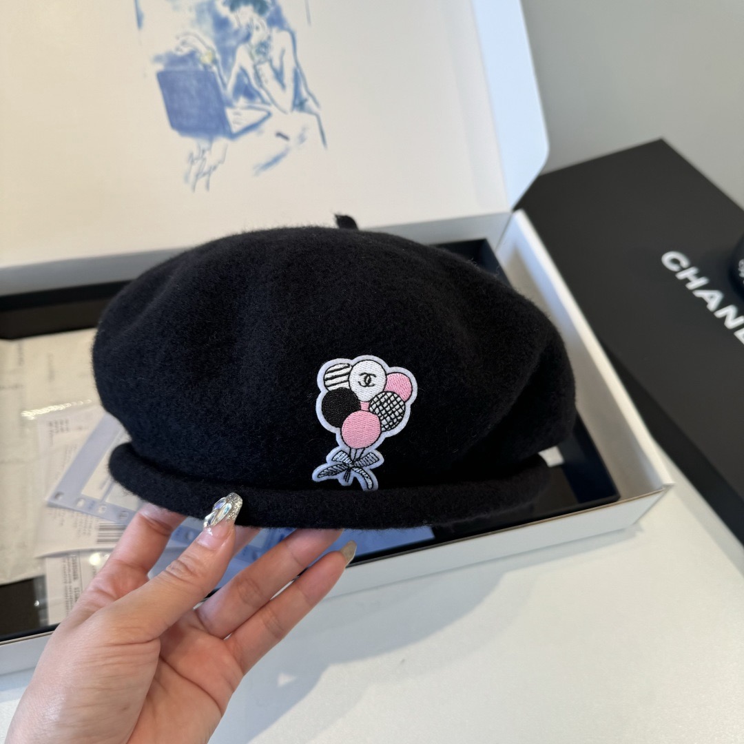 TOP CHANEL Beret Hat - 2 Colors