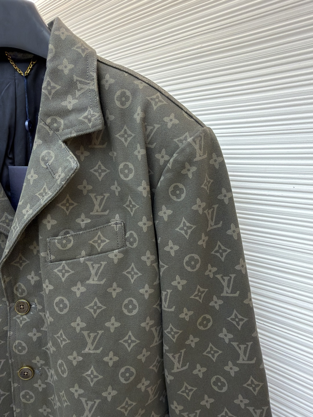 LOUIS VUITTON 满印字母提花西装