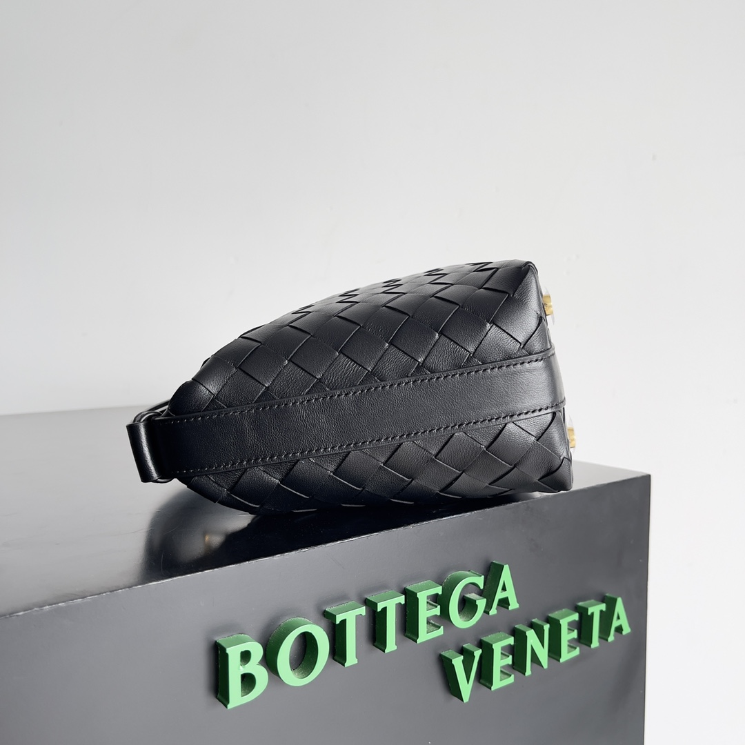 TOP Bottega Veneta BV Nappa Bag Lambskin 22x13x9cm - Black