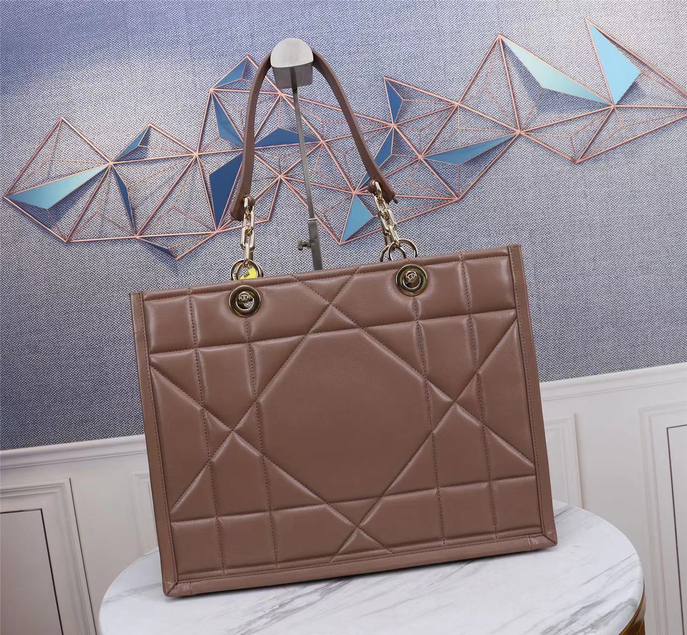 TOP Christian Dior Medium Cowhide Leather Handbag 36.5x28x17.5cm - Brown&GHW