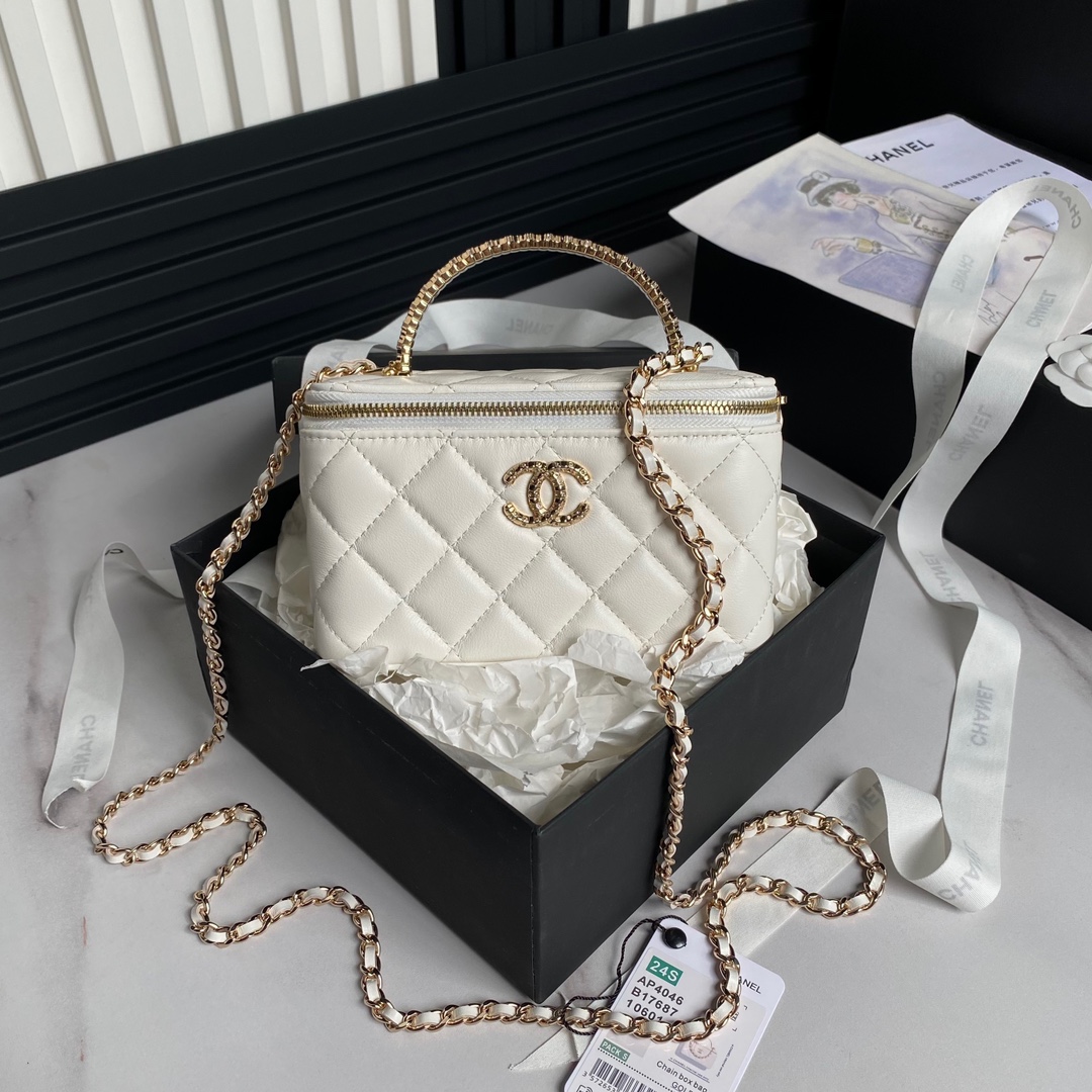 TOP CHANEL Vanity Case 17 cm - 2 Color