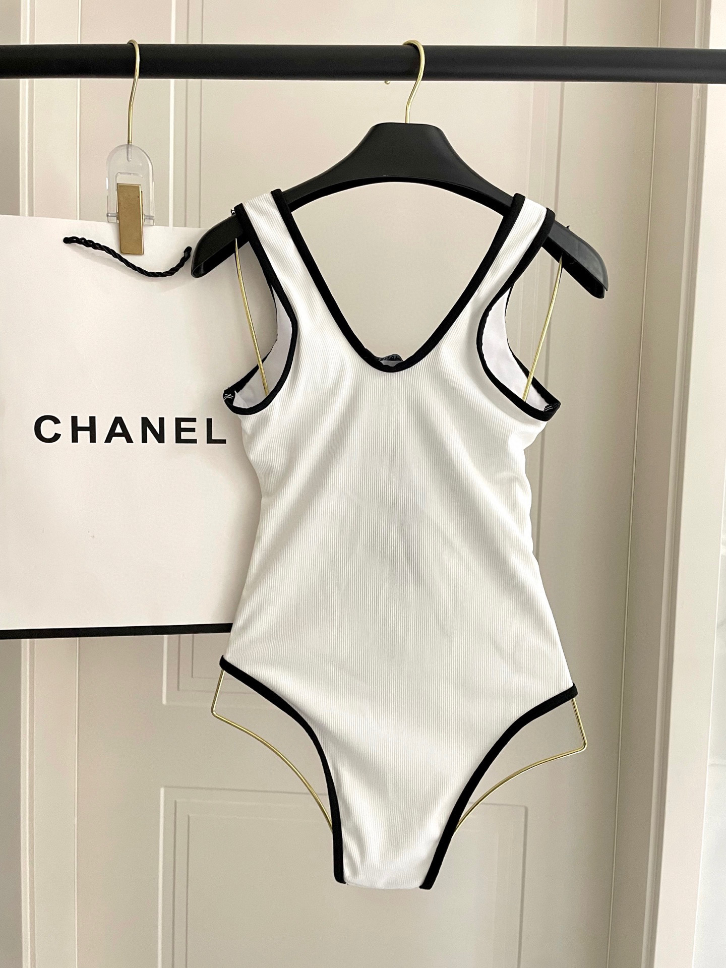 TOP CHANEL Knit One-Piece Swimsuit - 2 Color