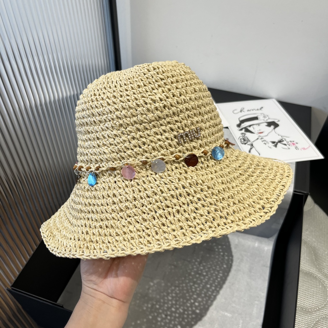 TOP Miu Miu Weaving Hat - Beige
