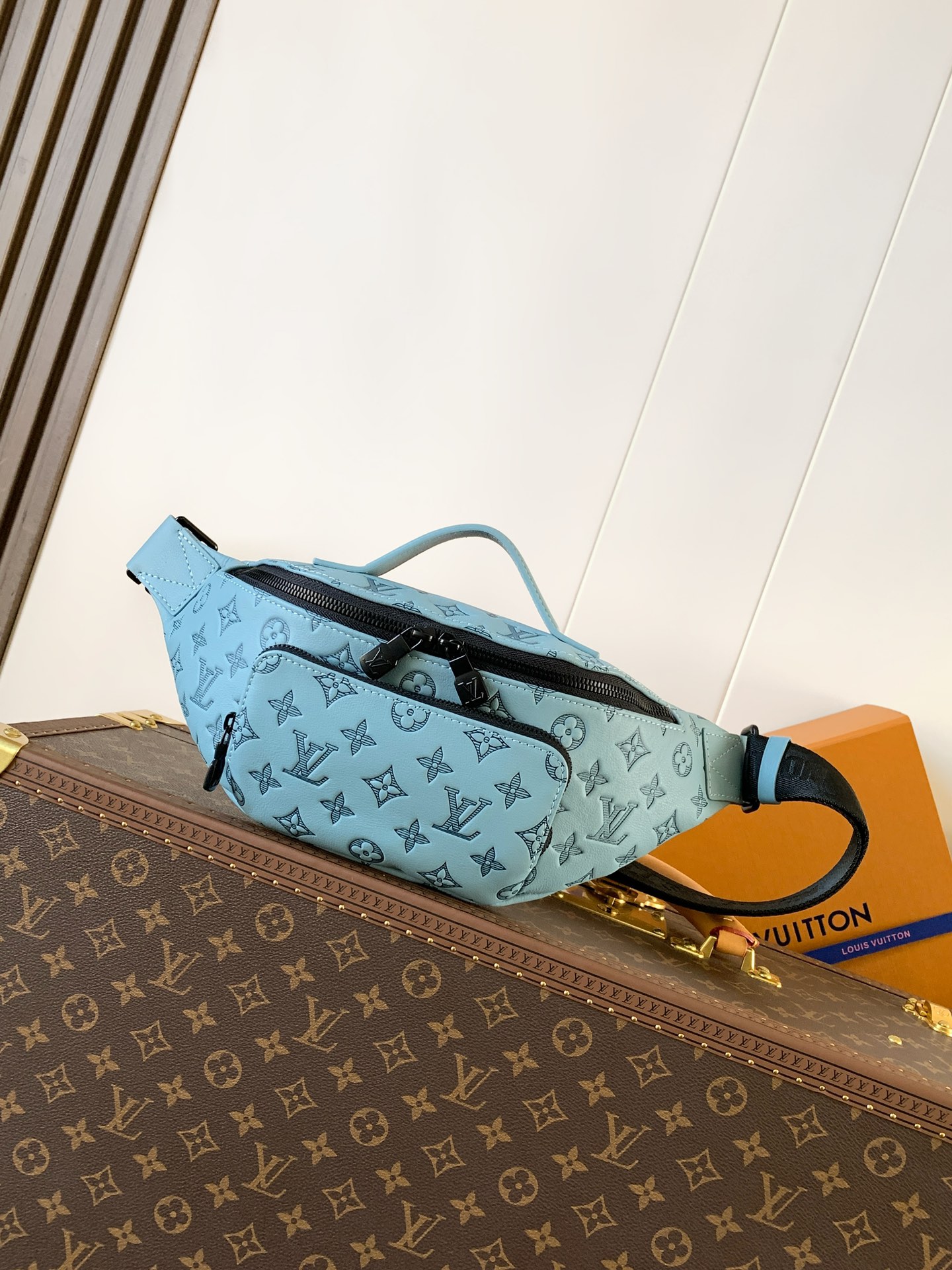 TOP Louis Vuitton LV Monogram Shadow Rush Bag Calfskin 30x15x8cm - 3 Colour