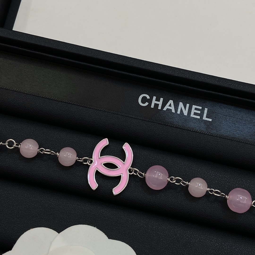 TOP CHANEL Pearl Necklace - Pink