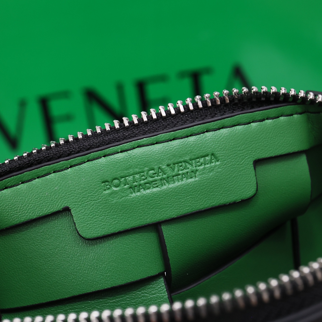 TOP Bottega Veneta BV Camera Bag - 3 Colors