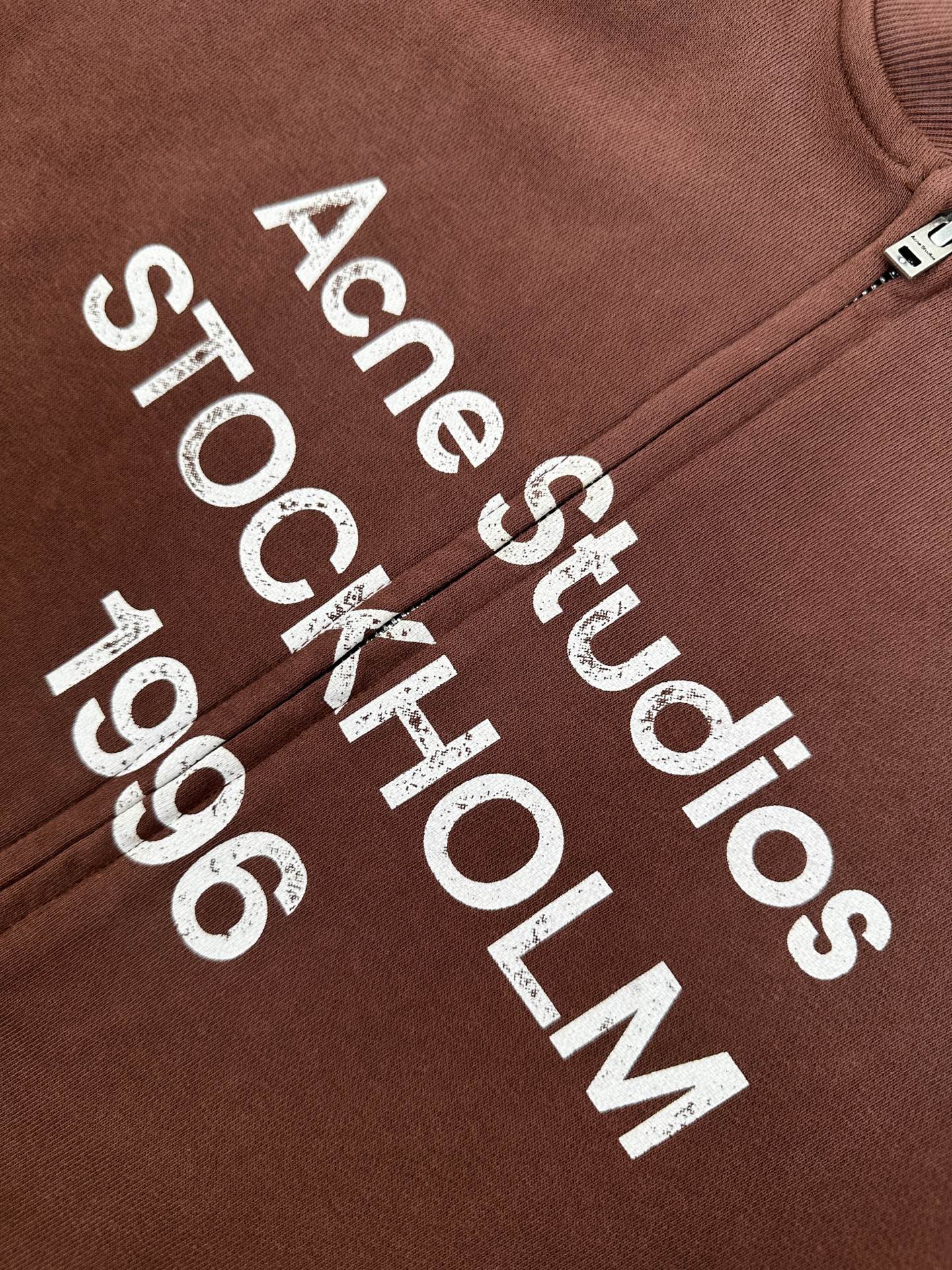 Acne Studios 喷绘做旧徽标棒球领夹克