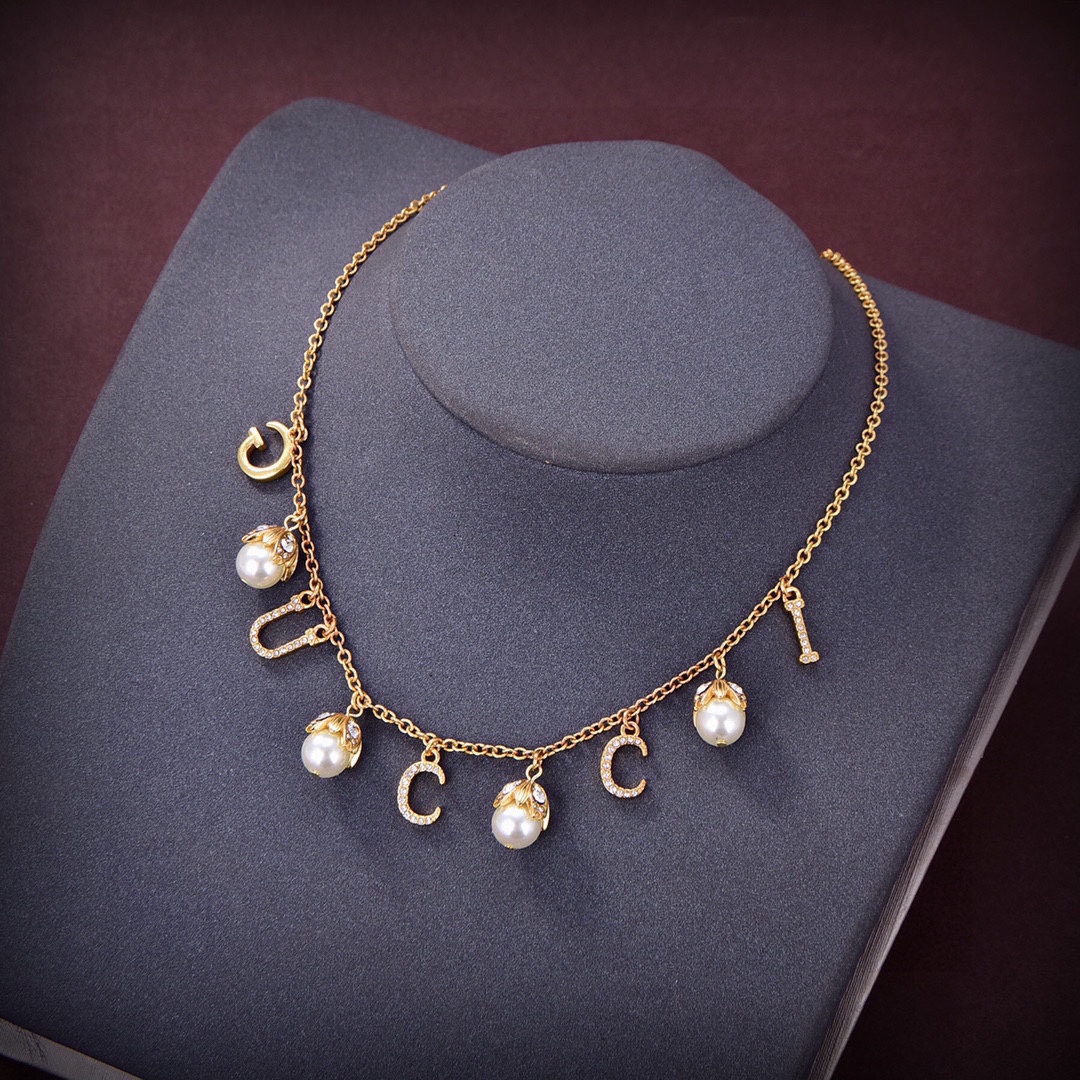 TOP GUCCI Pearl Necklace-Gold