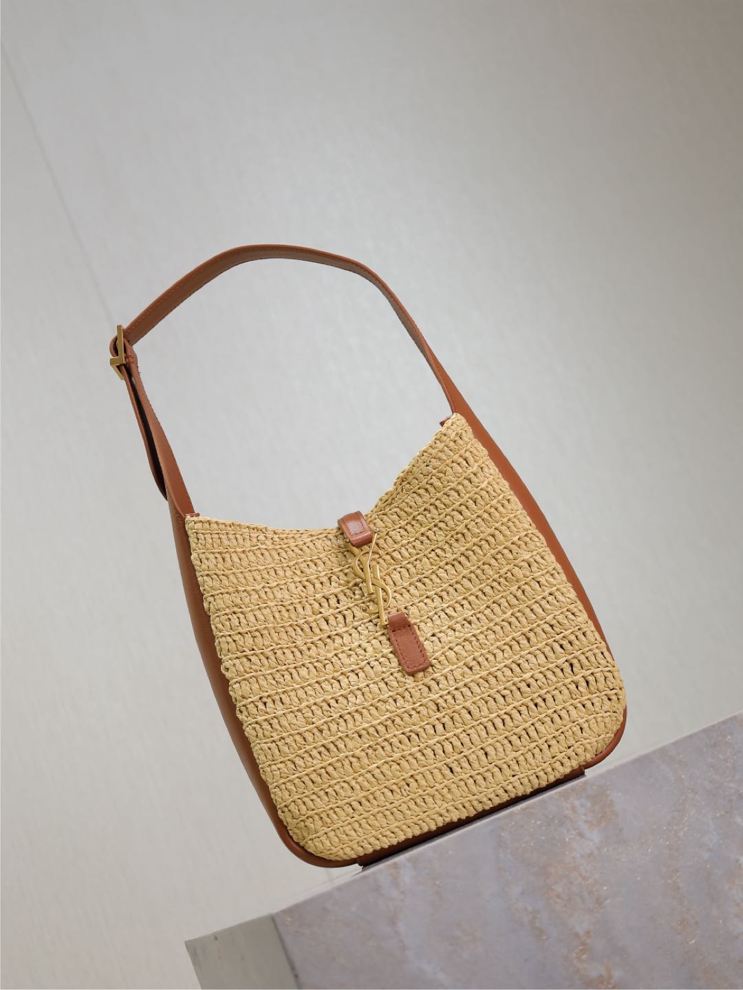 TOP Yves Saint Laurent YSL Le 5A7 Bag Weave Underarm Bags 23×22×8.5cm - Beige