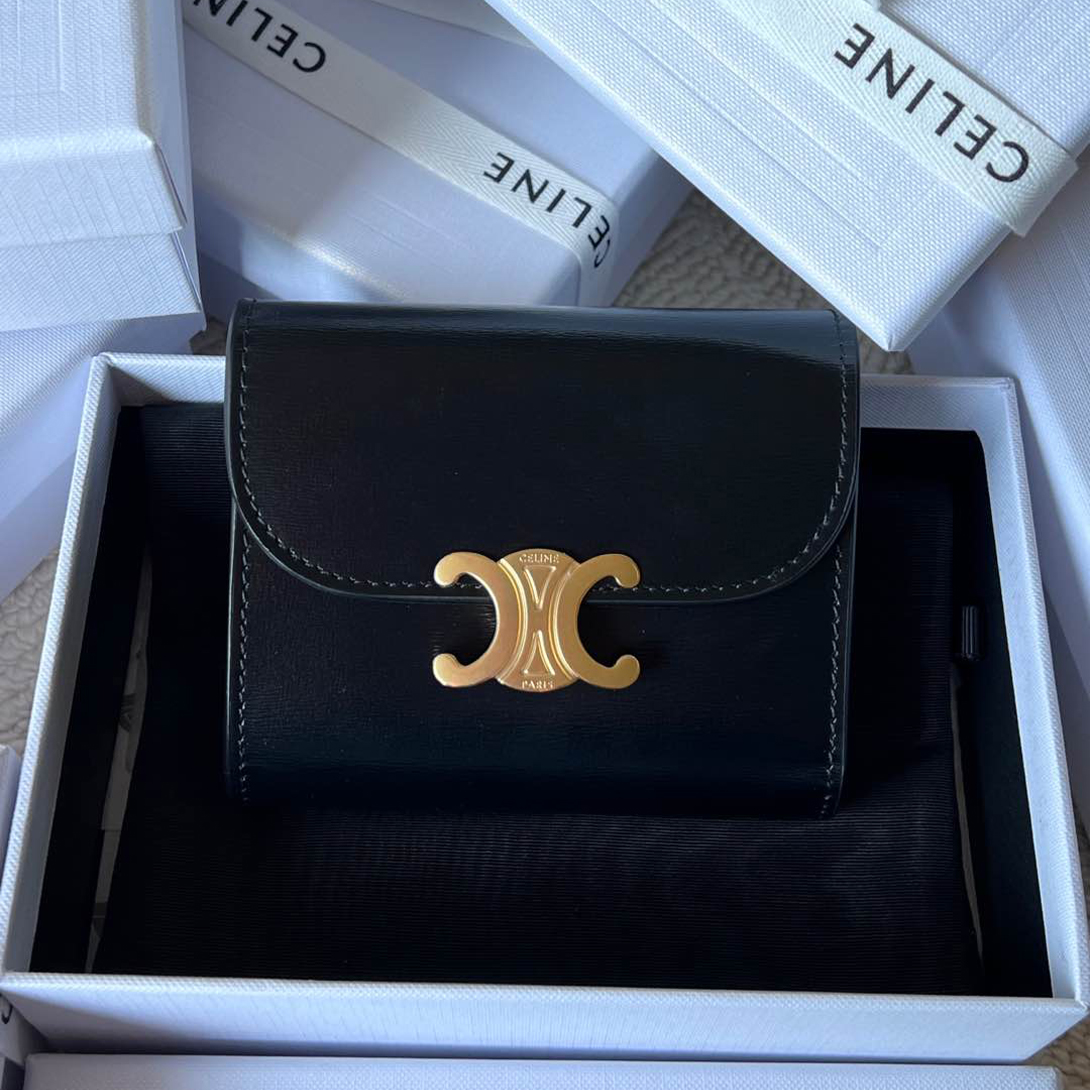 Celine Triomphe Wallet (Replica)