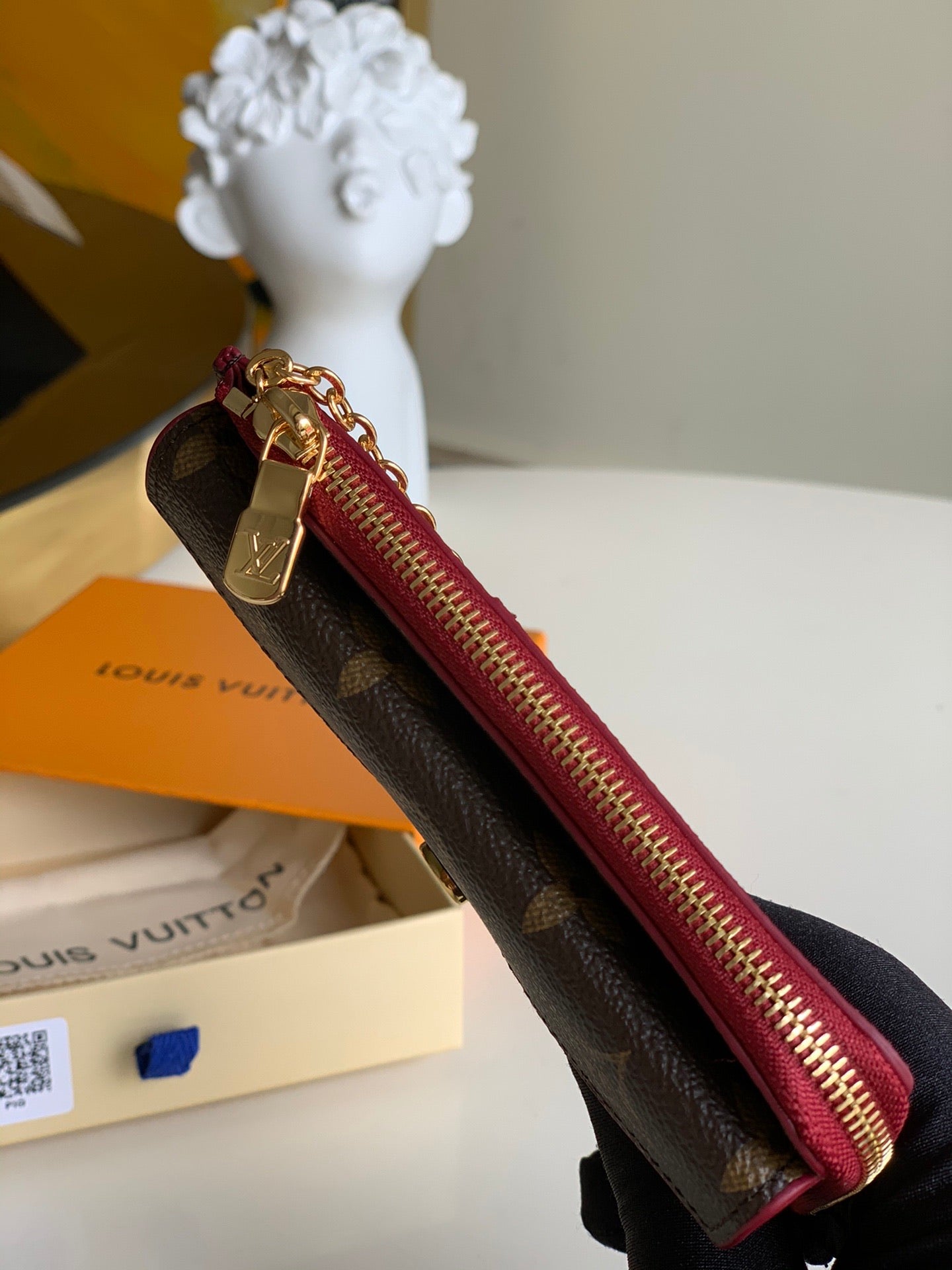 TOP Louis Vuitton LV LV Compact Key Wallet - Monogram