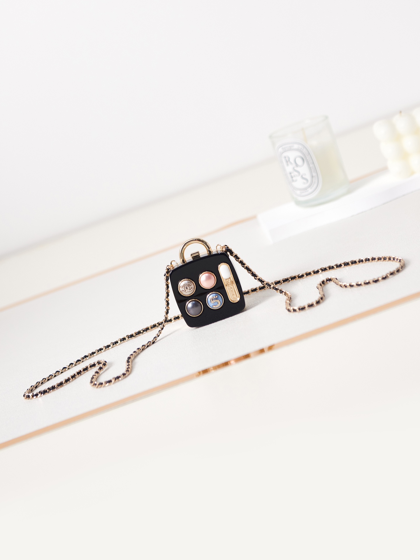 TOP CHANEL Mini Evening Bag 5.5x5.5x2.8cm - Black