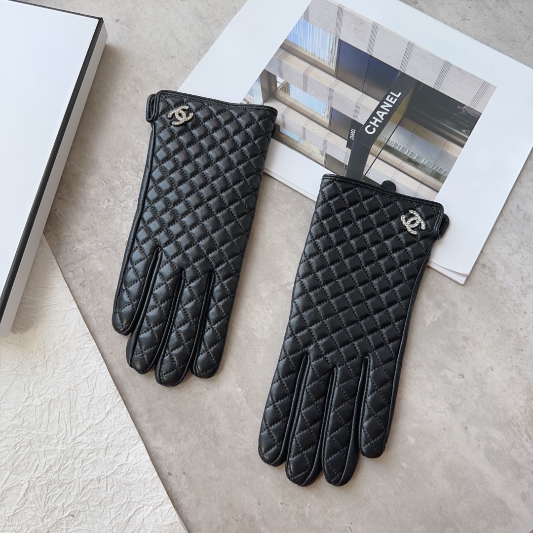 TOP CHANEL  New Women's Gloves First Grade Sheepskin - Black