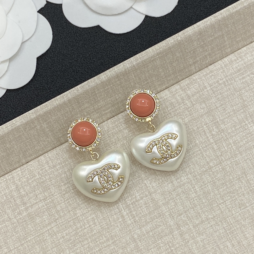 TOP CHANEL CC Earrings - 2 Colors