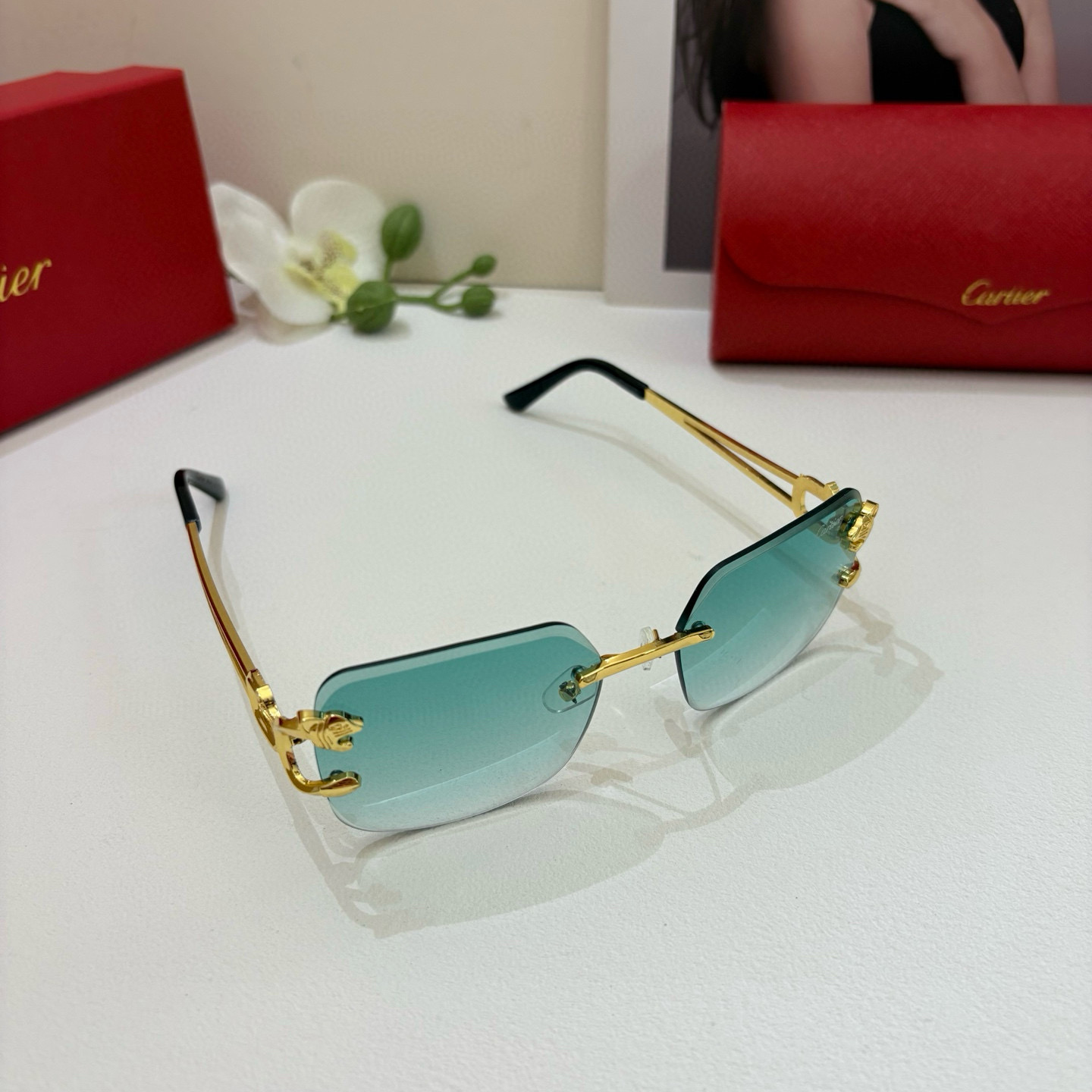 TOP Cartier Sunglasses - 4 Color