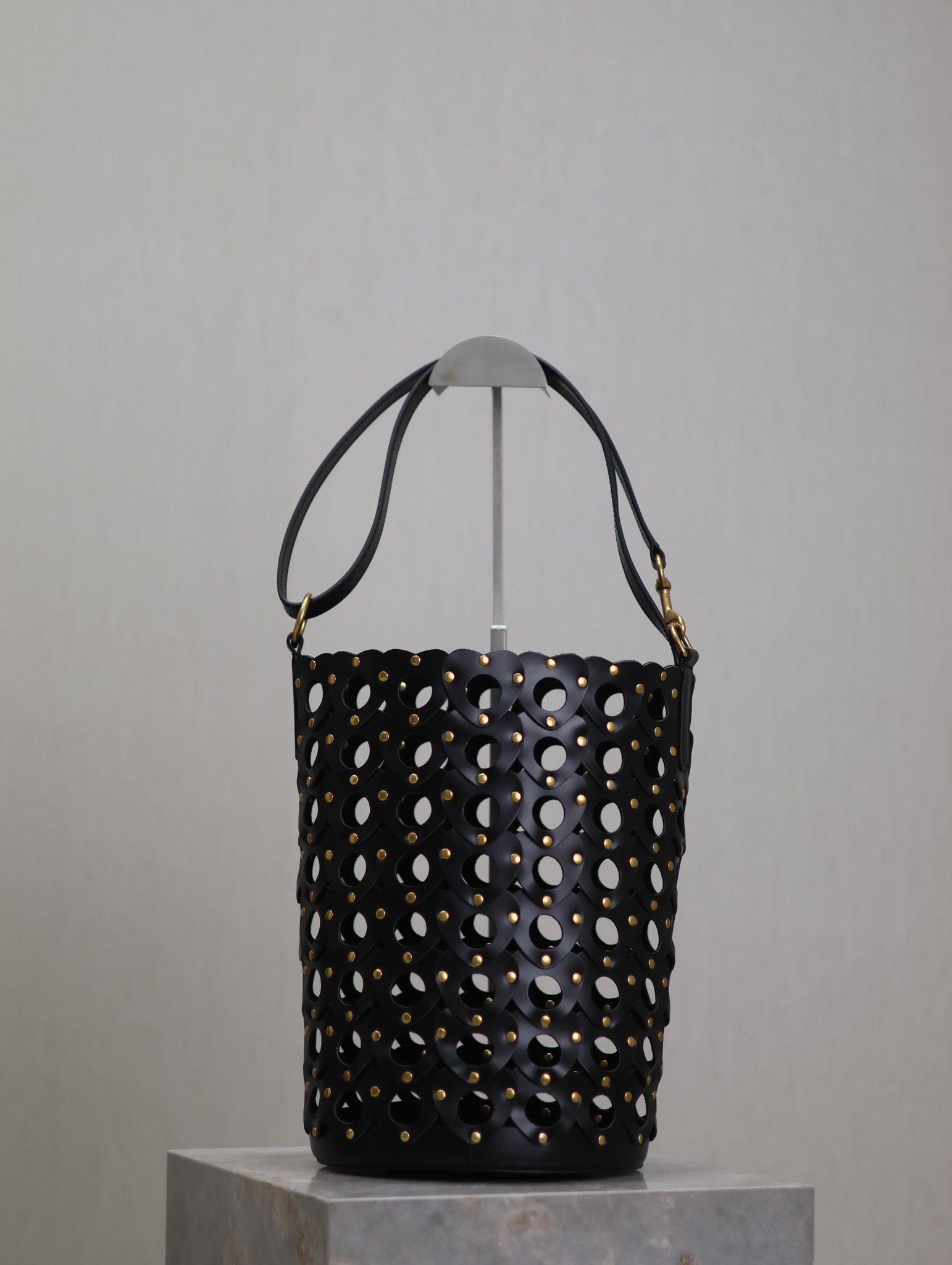 TOP Yves Saint Laurent YSL The Hearted Bucket Bag 20×30×20cm - 2 Colors
