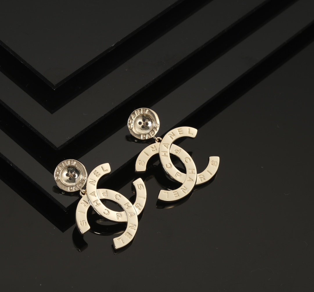 TOP CHANEL Concave Shaped Letters Earrings