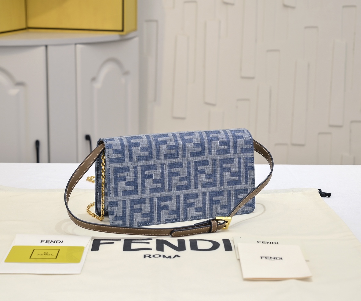 TOP FENDI FF Baguette Bag 21x5x11.5cm - Denim