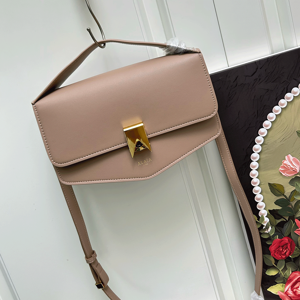 ALAIA  shoulder bag （Replica）