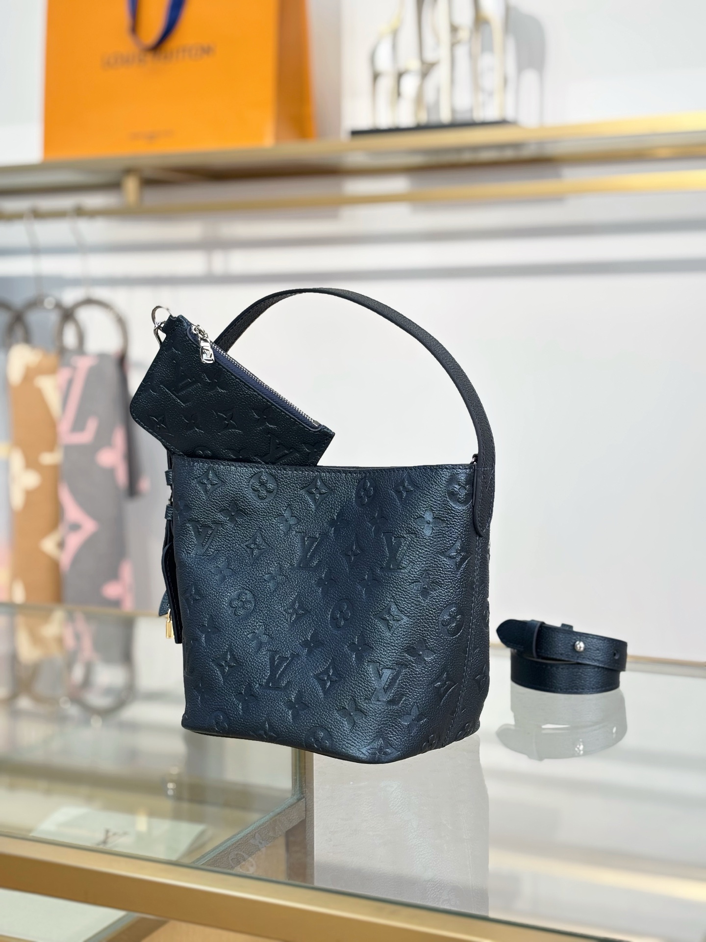 TOP Louis Vuitton LV All In BB Bag 16x18x12cm - Pearlescent Blue