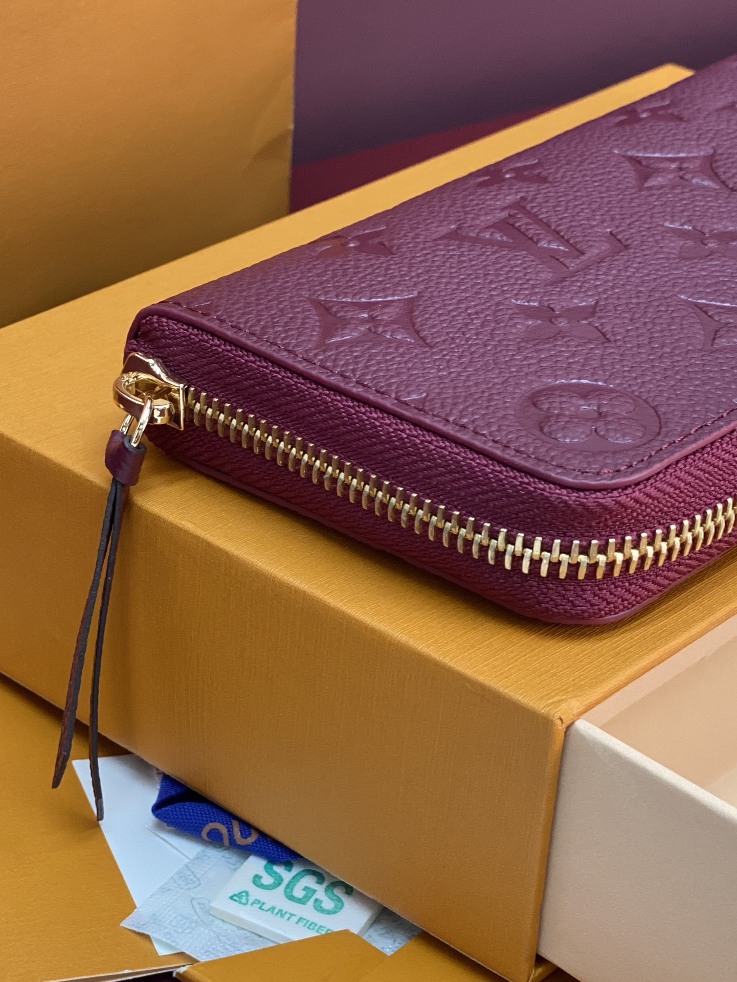 TOP Louis Vuitton LV Sarah Empreinte Wallet 19x10cm - Purple