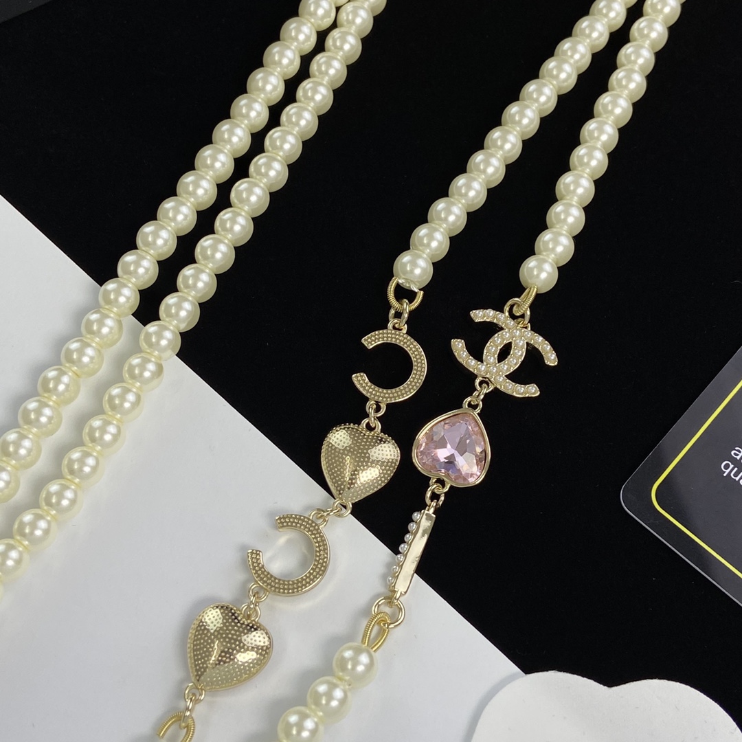 TOP CHANEL Long Pearl Necklace
