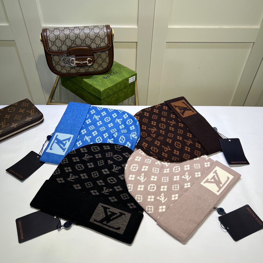 TOP Louis Vuitton LV Knitted Hat - 4 Colors