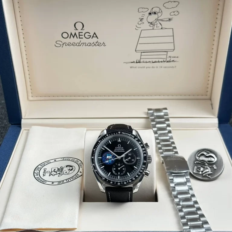 Omega Speedmaster Professional Moonwatch Snoopy Award 3578.51 357851- VIP Version