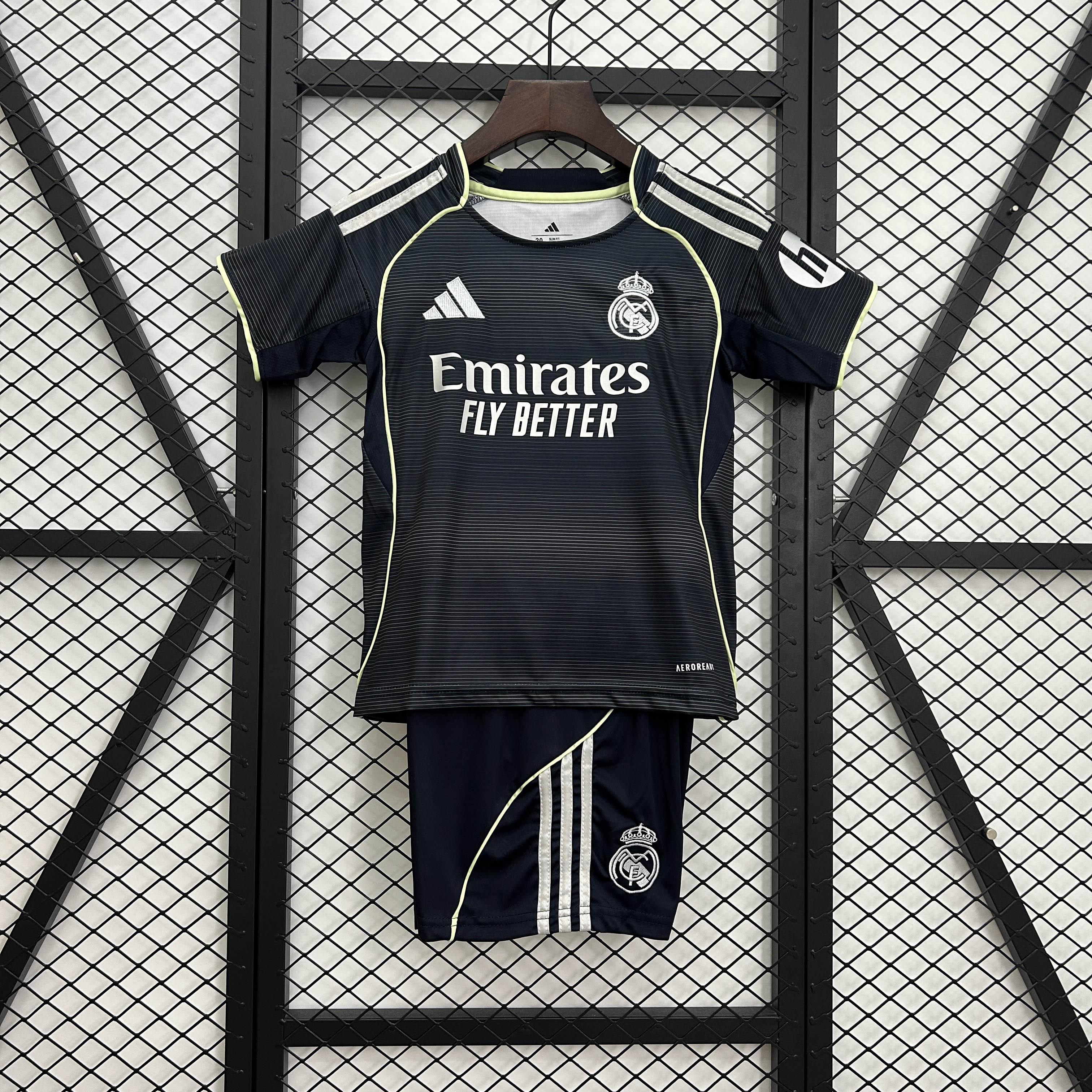 2025/2026 Real Madrid Away Football Shirt 1:1 Thai Quality Kids Size